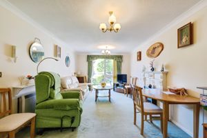 Living Room- click for photo gallery